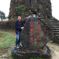 ����������һ����γ�ͻȻ������滹��˯�ŵĺ��ӣ�����ʦ����