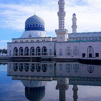 �������