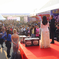 ͻ�ƣ�4Сʱ��2656�������߽�������ذ���ٴ��漣��