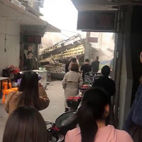 ͻ����ͩ����ͩ�������һ���Ϸ������ˣ���˵���˱�ѹ��