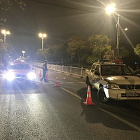 һ���ϲ鵽33�˾Ƽݣ����˵���˾���ǣ������ܶ���