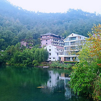 ������������~