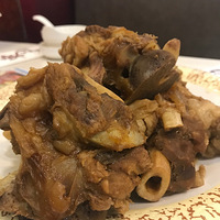 ��������ƽ��Ź��е����˰�������