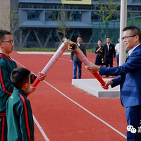 ���ˣ���������ѧУ���������һ��.......