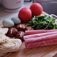 �Լ����֣�������ʳ����ţ����