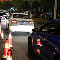 ���ҹ�ϵ��Ǯ�����ˡ������˾Ƽ�һ���Ӿ�Ȼ���˵���Ѫ��