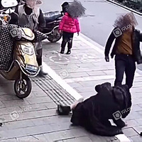 ����һ���ӽ�ͷ�������� ��Ů�������Ź���