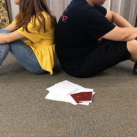 ���飿����һ���ӻ���·�ϰ� �����ж����������ˣ���Ȼ������