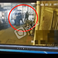 ̫�����������Ӻ����� ���ڼ��˽�ͷ����ȭ����ߣ�