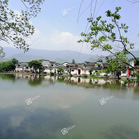 ���պ��д�������