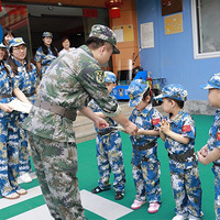 ���������׶�԰С���а��� Сѧ ���� С���ֱ���ѵѵ��