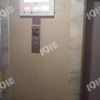 ͻ�������ݡ�ҧ�ˡ�������һ4��Ů������ס �������ǧ���������