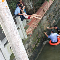 ÷�����������һŮ����Ѱ�̼����Һø������˱������񾯼�ʱ����