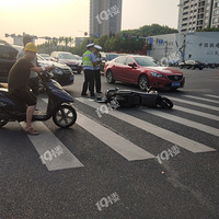 ���ｭ��б����ת�ǳ������Һ���û�£���λ