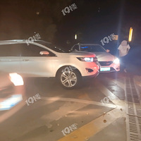 ���³����������ֱ�к�ת�䳵����ײ����ҿ���˭�����Σ�