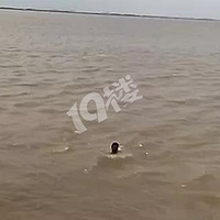 �������Ŵ�ȱ�ڣ�һС���������������������̫�� ��Ҫ��Ϣ�ˡ�