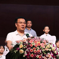 �й������ǳ��кϳ����ߵ�ʮ�߽��Ϻ��ϳ��ھ�����Ļ