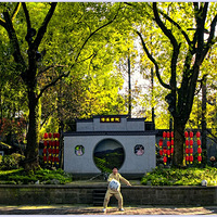 ��A������