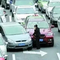 ����˾�����£����߱����300��2�� ��ӹв��а취�ˣ�