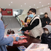 ���˾���һ��С���ޣ��ܵ�������������������С�Ĳ�3�꣡