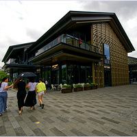 �Ϻ������