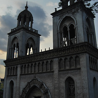 ����2008��ķ磬�Ѿ���ȥ��13��