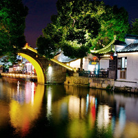 ��Ͼʱ�⣬һ���ˣ�һ�������