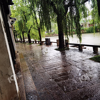 �����º��Ͻ�«ϯ�㣬���羰�ȿ������죬�ͺ���һ����������