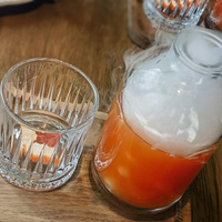 ���ڵ�һ��С�ۻᣬ�������