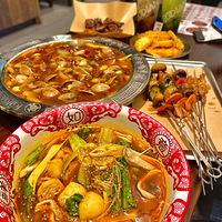 ����ʲô���Ƶ꡹��������ɽ·�˰۰�ʮ��·�ڵ�ҹ����