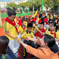 �＾�˶��ῪĻ����С�����˷ܵ�һ������û˯��