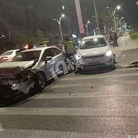 �賿һ�����죡�����������ײ�����Ҷ����ˣ�