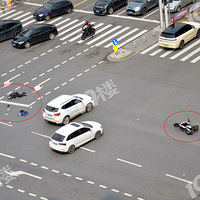 ���ڸո�   ����ɽ��·����·�ڷ���һ�����س���