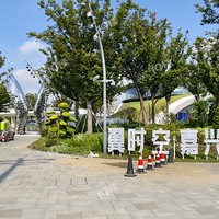 ���˻�վ�Ϲ㳡���죬���ֳ����ڹ���ڽ�չ�֡�