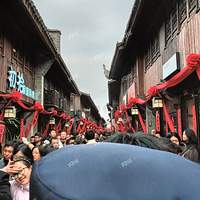 �˳��˺������ڿ���ͷ��