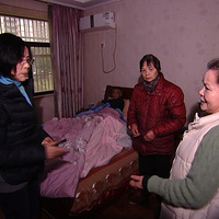 ���ϵ��ӣ�70��������50��Ů������Ů��������һ���ƣ�