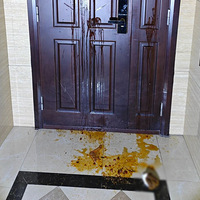 ����һС��ס�����������ſھ������������ʹ�㣡���һ���ǡ�