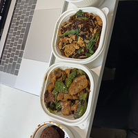 ���˰���µĽ�С���ˣ�������綼��ʲô��