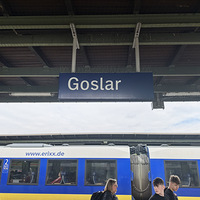 Goslar�����͵�Ů��С�򣬷·�������14���͵ľ���ɽ�ȡ�