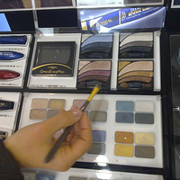 ��Ħ���ɶԣ���ױ����