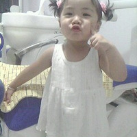 �������۾���Ů