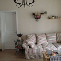 ��Сլ��ǵ�һ����37ƽ����Ů���ִ�С��