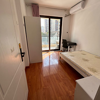 �������ݱ̹�԰С��һ��һ��һ��̨���ϣ�����ֱ��û���н��