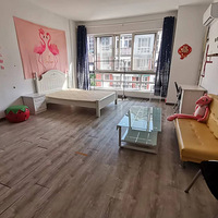 �ٰ��̳Ǹ������̵���԰С����һ��һ�����ϣ����Զ��⣬����ֱ��