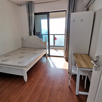 �ٰ���ҽԺ���ϣ��������߳�С����һ��һ��һ��̨���ϣ�����ֱ��