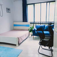 ����ֱ����һ��һ���ķ��ӣ��۸�700��