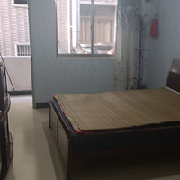 �㳡��200�ף�����С��11���з��ӳ��⣬����ֱ��