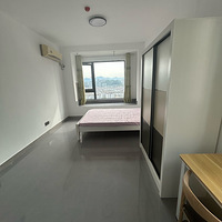 ����������ũ�ִ�ѧ������¥�±������У�����ֱ�⣬���н�