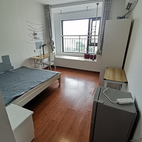 �ٰ����������㳡���ϣ����߳�С��һ��һ���������ԣ��������⣬