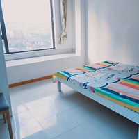 ����ֱ�ⱦ���㳡�Ա����߳�С��������һ��һ���������ס